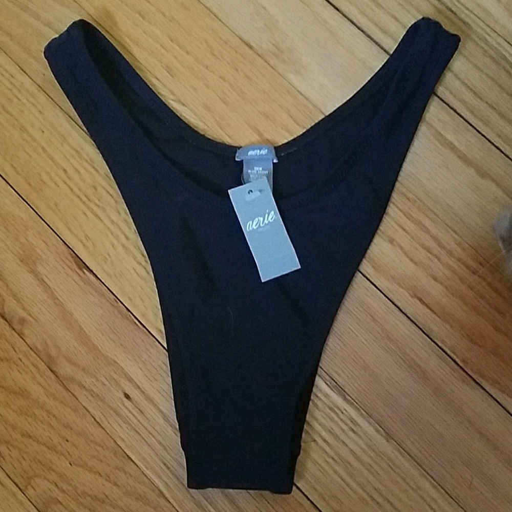 High leg bikini bottoms